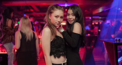 A Guide to Bar Girls, Freelancers and their Prices in Bangkok, Thailand