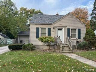 19991 Garfield, Redford, MI 48240 | Homes.com