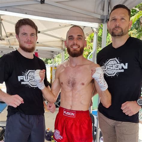 Muay Thai 的图像结果