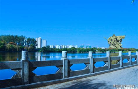 历史名城荆州，斥资15亿建造一座关公文化园，美景让人流连忘返_腾讯新闻