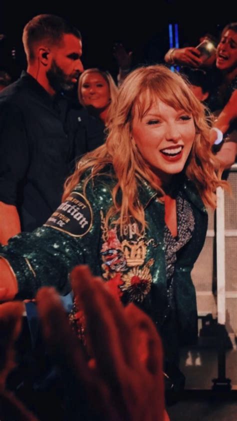 Image result for Taylor Swift Reputation Tour Smiling