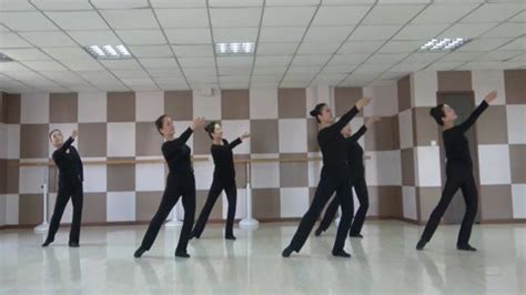 中老年舒展形体舞《春天的故事》教学版，跳出你们美啊_腾讯视频