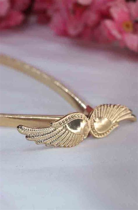 Golden Stretchy Skinny Belt: Chic & Versatile Accessory