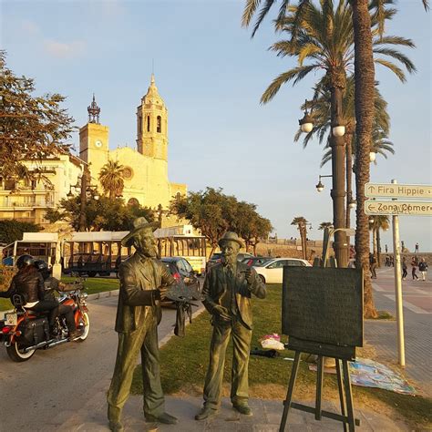 ESTATUAS DE SANTIAGO RUSINOL Y RAMON CASAS (2026) All You Need to Know ...