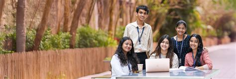 CHRIST (Deemed to be University)