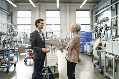 Businessman Talking Transparent Image 的图像结果