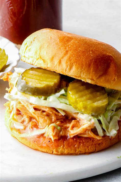 BBQ Chicken Sandwich (Stovetop Pulled Chicken) - Easy Chicken Recipes