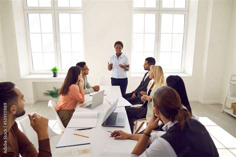 Foto Meeting 的图像结果