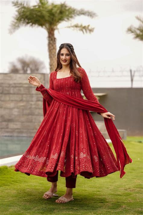 Neha's Off White Colour Trending Anarkali Suit Set – subhvastra