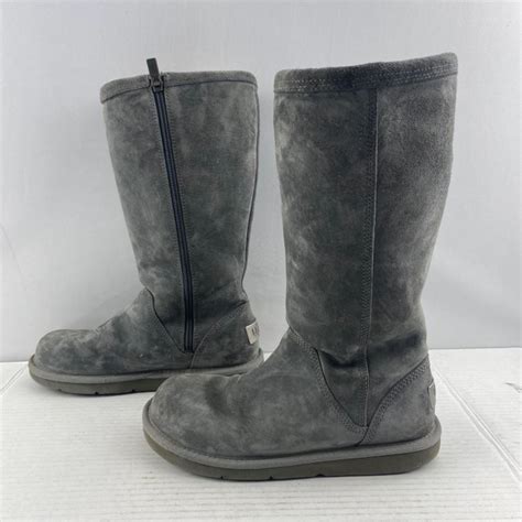 UGG Women's Grey Boots | Depop