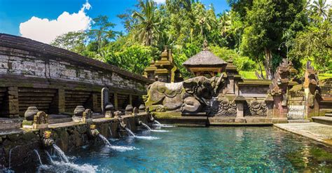 Visiter le Temple de Besakih à Bali : billets, prix, horaires