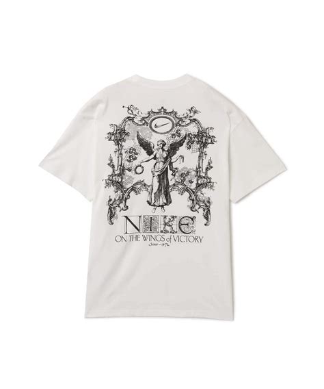 NIKE AS U NSW TEE M90 OC WINGS VICT WHITE（ナイキ NSW M90 OC ウィングス VICT S/S ...