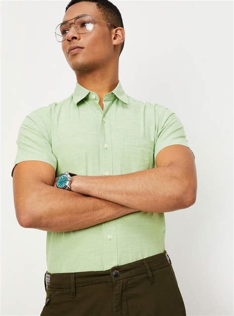 Buy Men Textured Slim Fit Smart Casual Shirt Online at just Rs. 799.0 ...