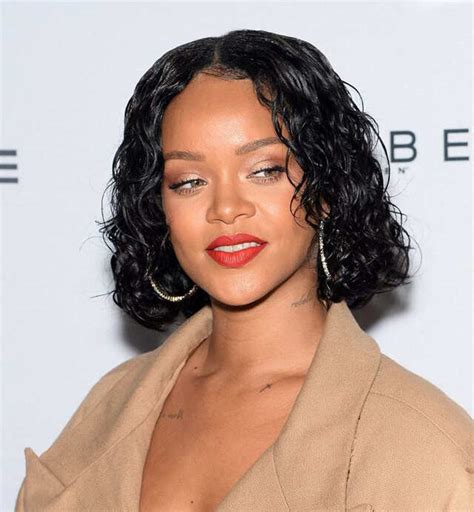25 Go To Easy Hairstyles For Curly Hair | Femina.in
