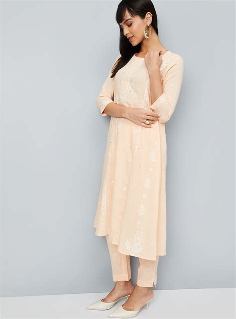 Buy Women Embroidered Straight Kurta Set Online at just Rs. 1499.0 ...