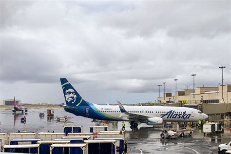 Alaska Airlines 2023 elite status fast track - The Points Guy