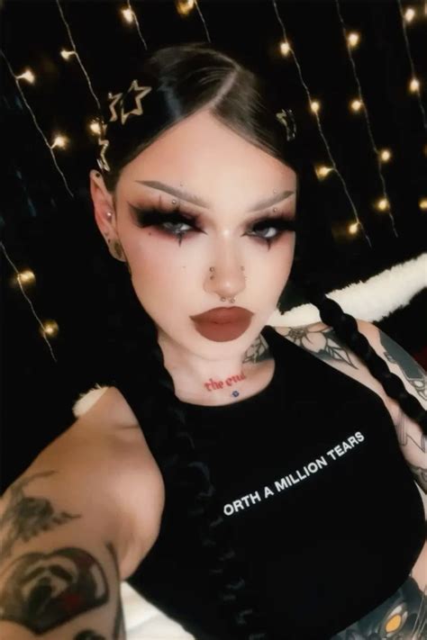 110 Goth Latina aesthetic ideas to save today | chola vibes, cholas ...