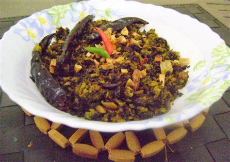Grated Bitter Gourd (Karela) Fry Recipe by Bethica Das - Cookpad
