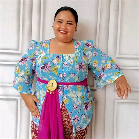 Jual kebaya sifon tangan belah jumbo - Kab. Bangli - BALI SJT KEBAYA ...