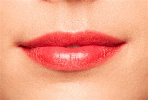 Vibrant lips & smoky eyes - Clarins