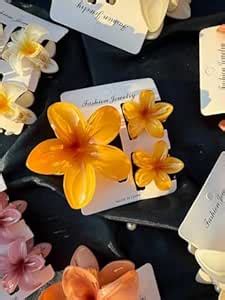 Radhya Accessories Flower Hair Claws Flower Hair Claw Clutcher for ...