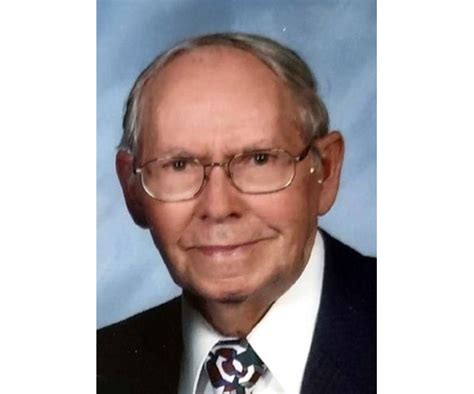 Robert Moody Obituary (1928 - 2024) - Moline, IL - The Rock Island ...