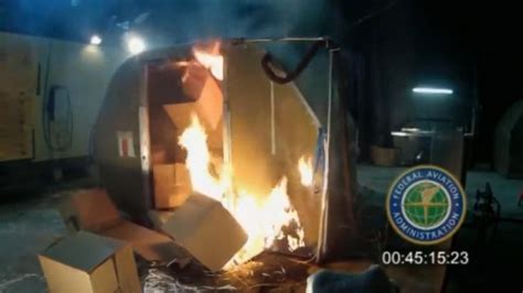 Large Lithium Battery Exploding 的图像结果