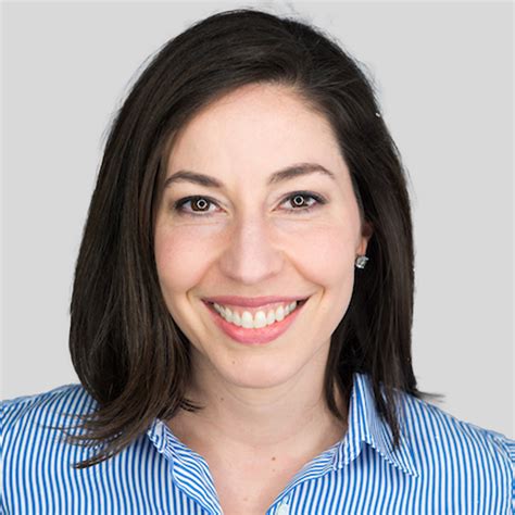 Lorena Elizondo - NIQ