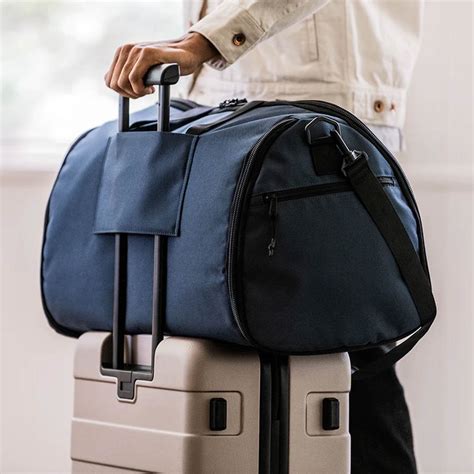 Halfday Garment Duffel Bag Is The Ultimate Carry-on for Clothing