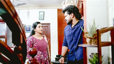 Watch Chempaneer Poovu Episode 573 on JioHotstar
