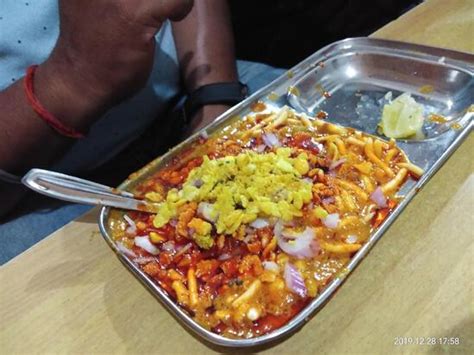 Mun Mun Misal Pav Centre, Dombivli, Everest Shopping Centre ...