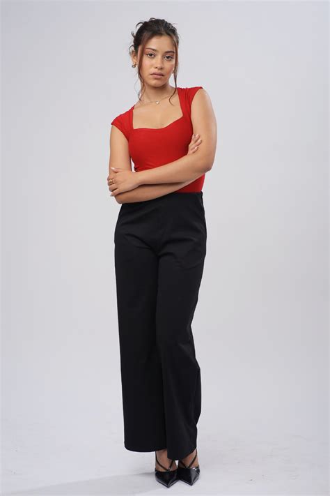 Sia Sweetheart Neckline Top - Ruby Red – Cheesewalk