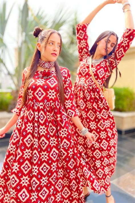 Buy Fashionable Dresses for Women Online in India – DIMPLE DESIGN STUDIO