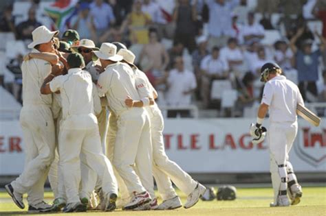 South Africa celebrate Ian Bell's eventual demise | ESPNcricinfo.com