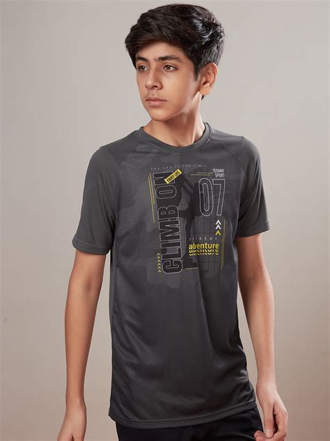 Boys Slim Fit Crew Neck T-shirt with Technolite