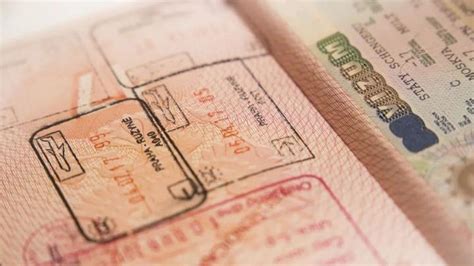 一签难求！欧美签证预约排至10月底，部分国家拒签率高达70%！ - 知乎
