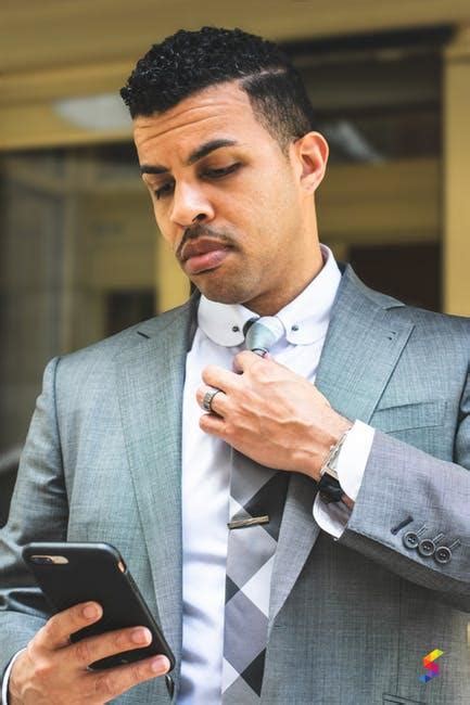 Define Official, Official Meaning, Official Examples, Official Synonyms ...