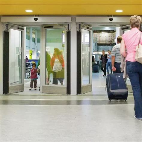 ASSA ABLOY Frame swing door system