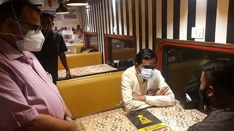 Mumbai: MoS Raosaheb Danve visits 'Restaurant on Wheels' at CSMT station