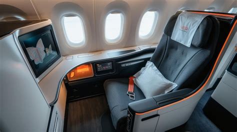 First Class Seat 的图像结果