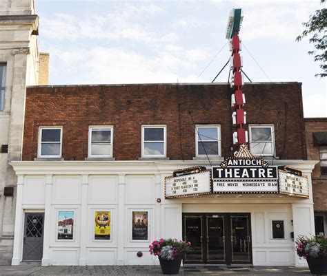Illinois Movie Theatres | RoadsideArchitecture.com