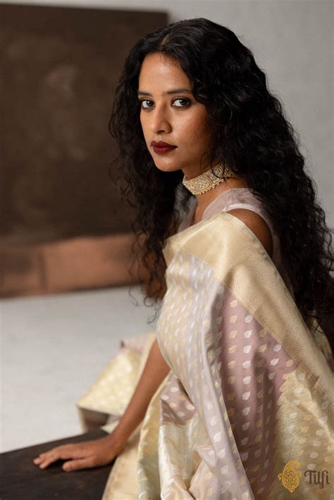 'Rangana' Pure Katan Silk Real Zari Banarasi Handloom Rangkat Saree - Tilfi