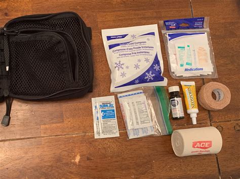 Making a First Aid Kit 的图像结果