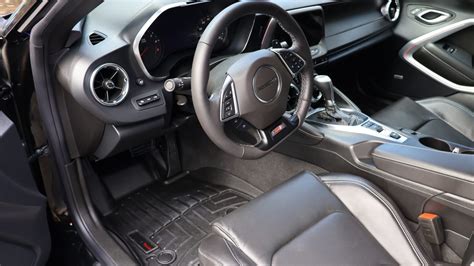 2024 Chevrolet Camaro Interior