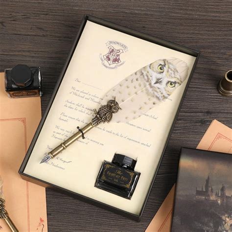 Buy Hogwarts Feather Pen with Ink | Online from Tinyminymo