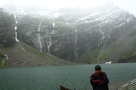 Hemkund Lake, ghangaria, India - Top Attractions, Things to Do ...