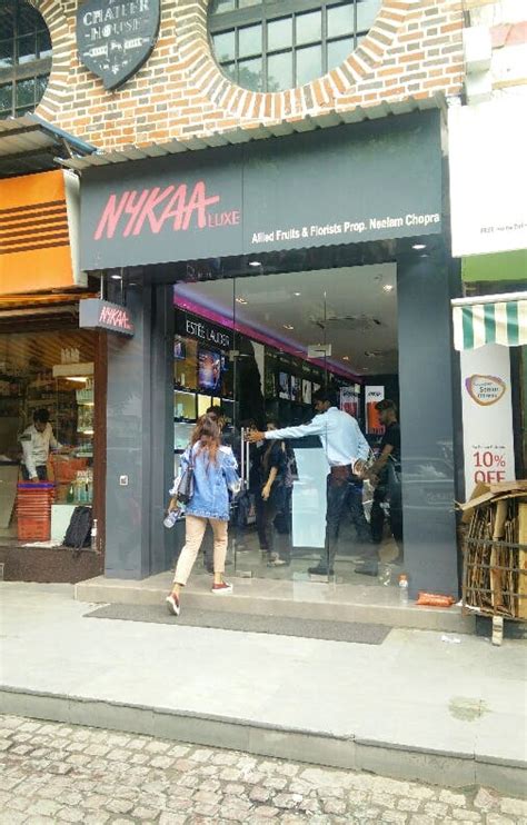 Nykaa Goes Offline: The Beauty Giant Has Set Up Shop In Khan Market | LBB