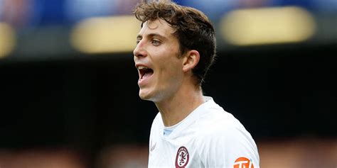 Aston Villa: £33m Emery signing is 'definitely struggling' at Villa Park