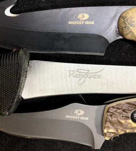 Lot - Buck 119E, Coghlans Hatchet, Mossy Oak Knives