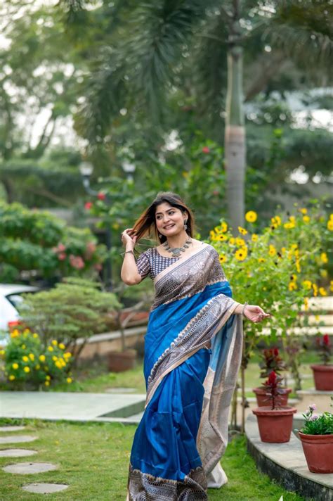 Shop New Embroidered Organza Silk Saree Online – ME99